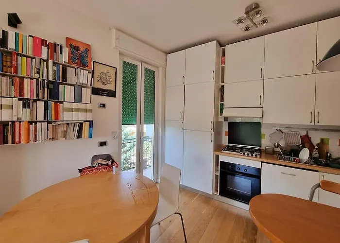 Incantevole Bilocale A Giardino Apartamento *
